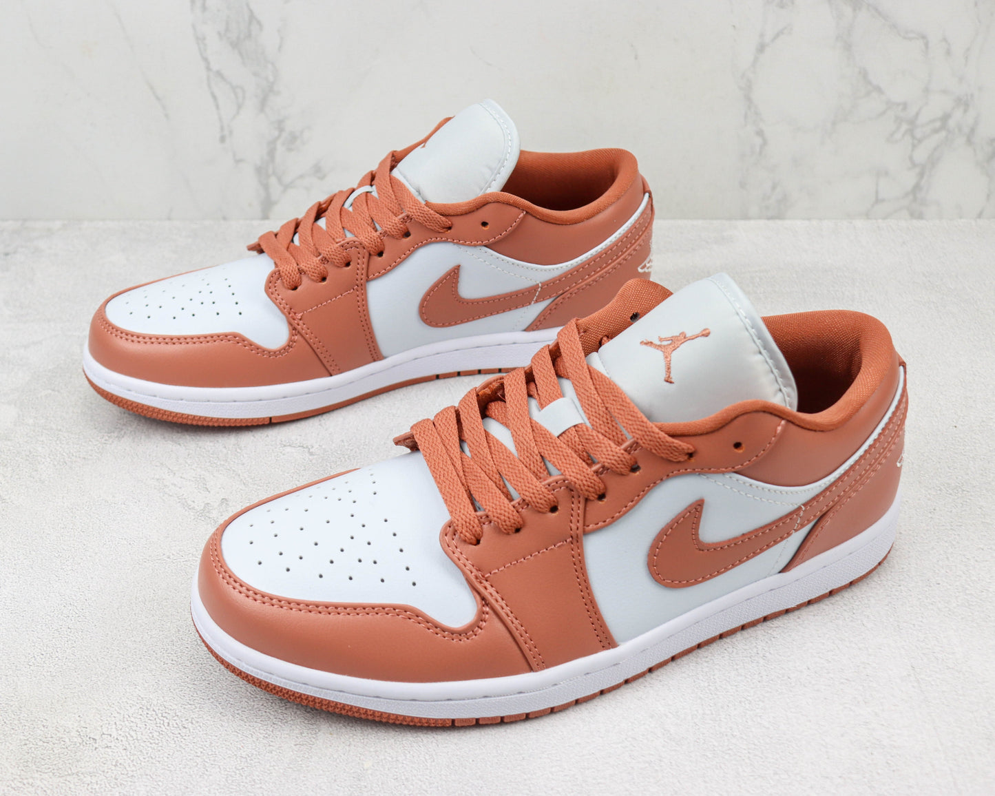 Air Jordan 1 Low Sky J Orange