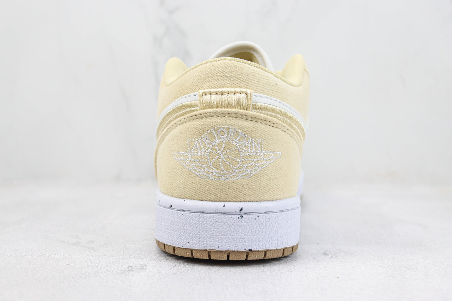 Air Jordan 1 Low Team Gold
