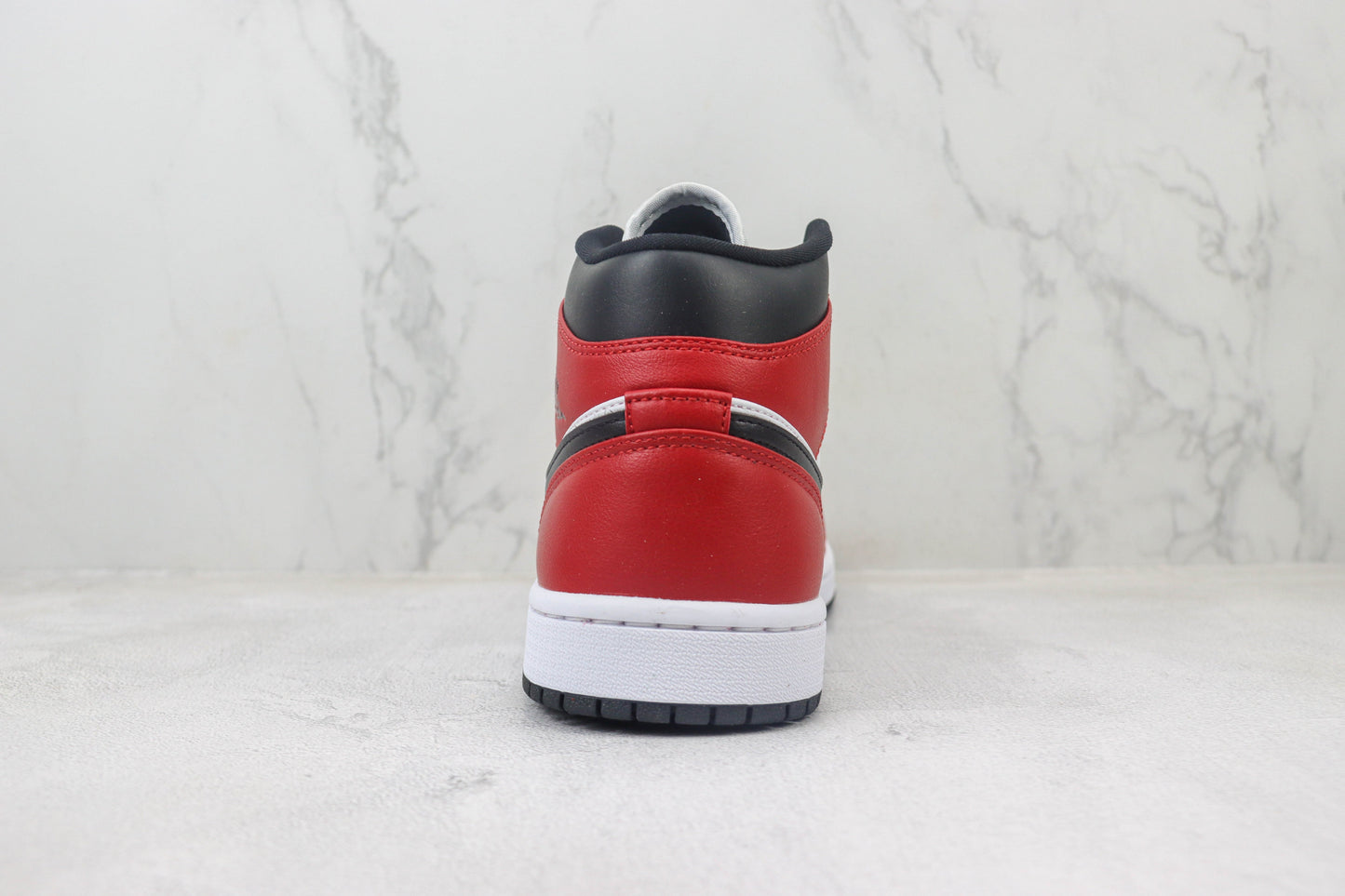 Air Jordan 1 Mid Chicago Black Toe