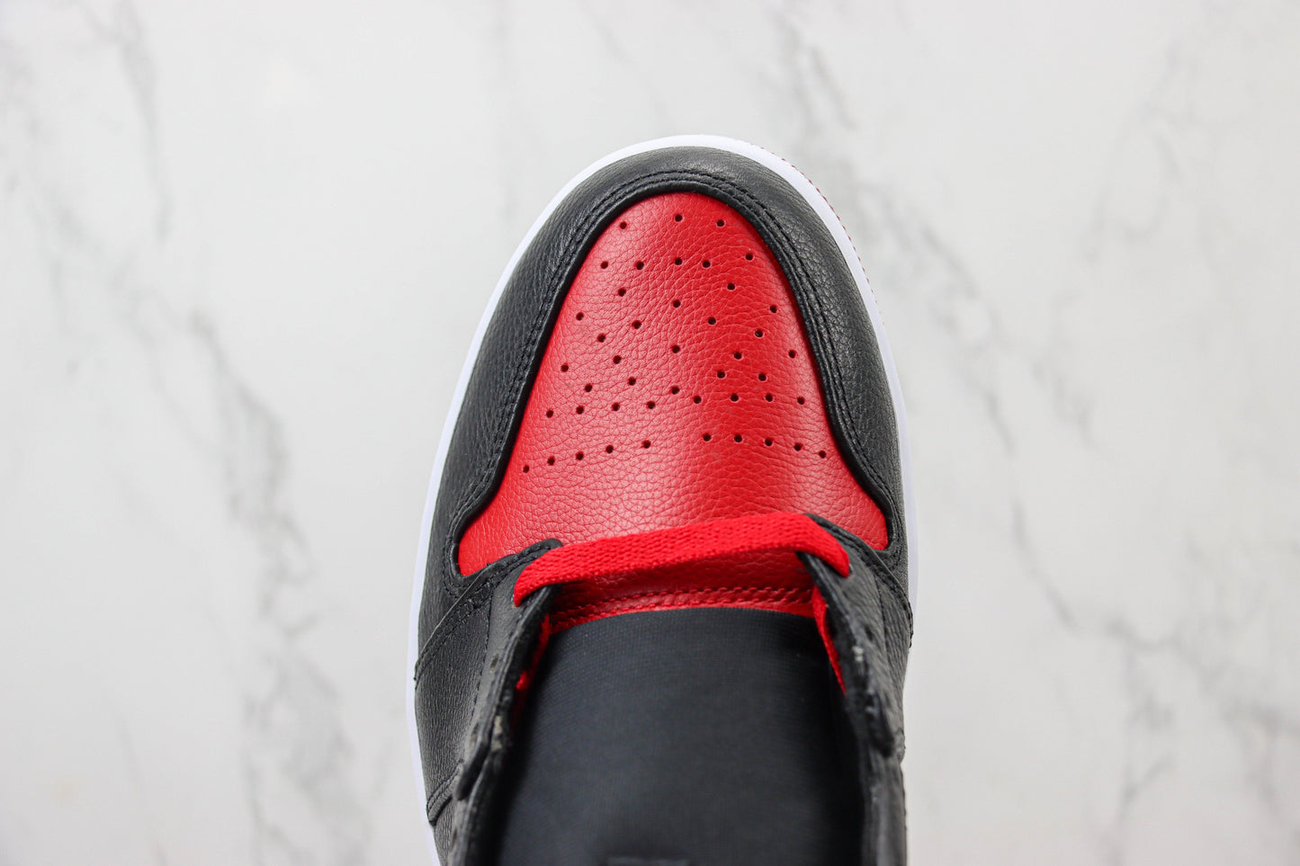 Air Jordan 1 Retro High Banned