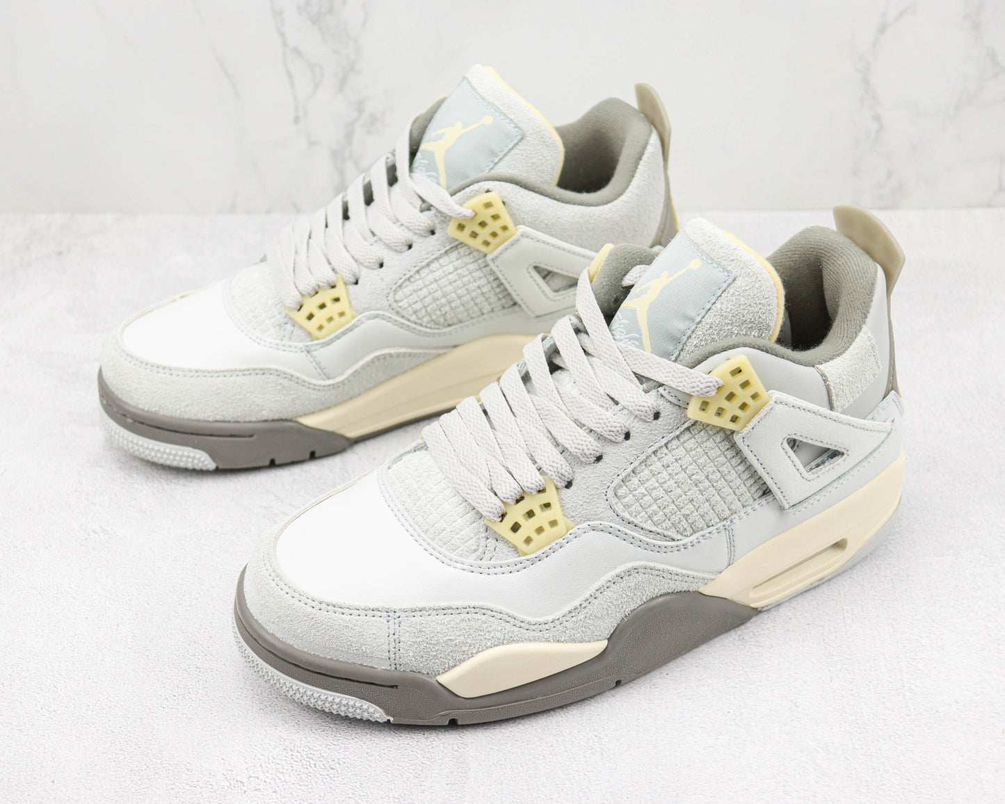 Air Jordan 4 Craft Photon Dust