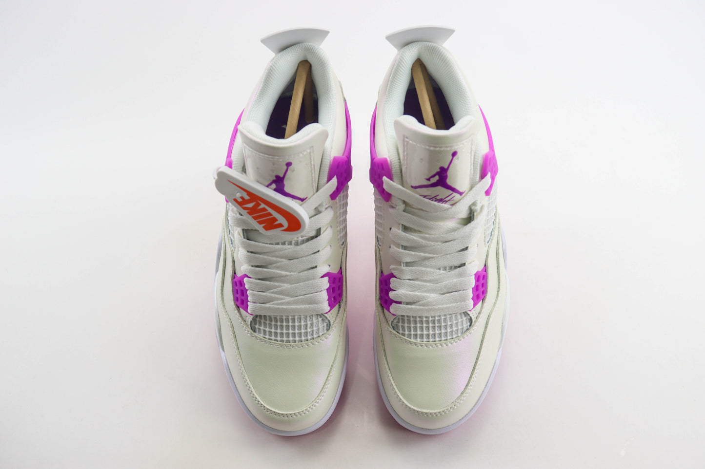 Air Jordan 4 Hyper Violet