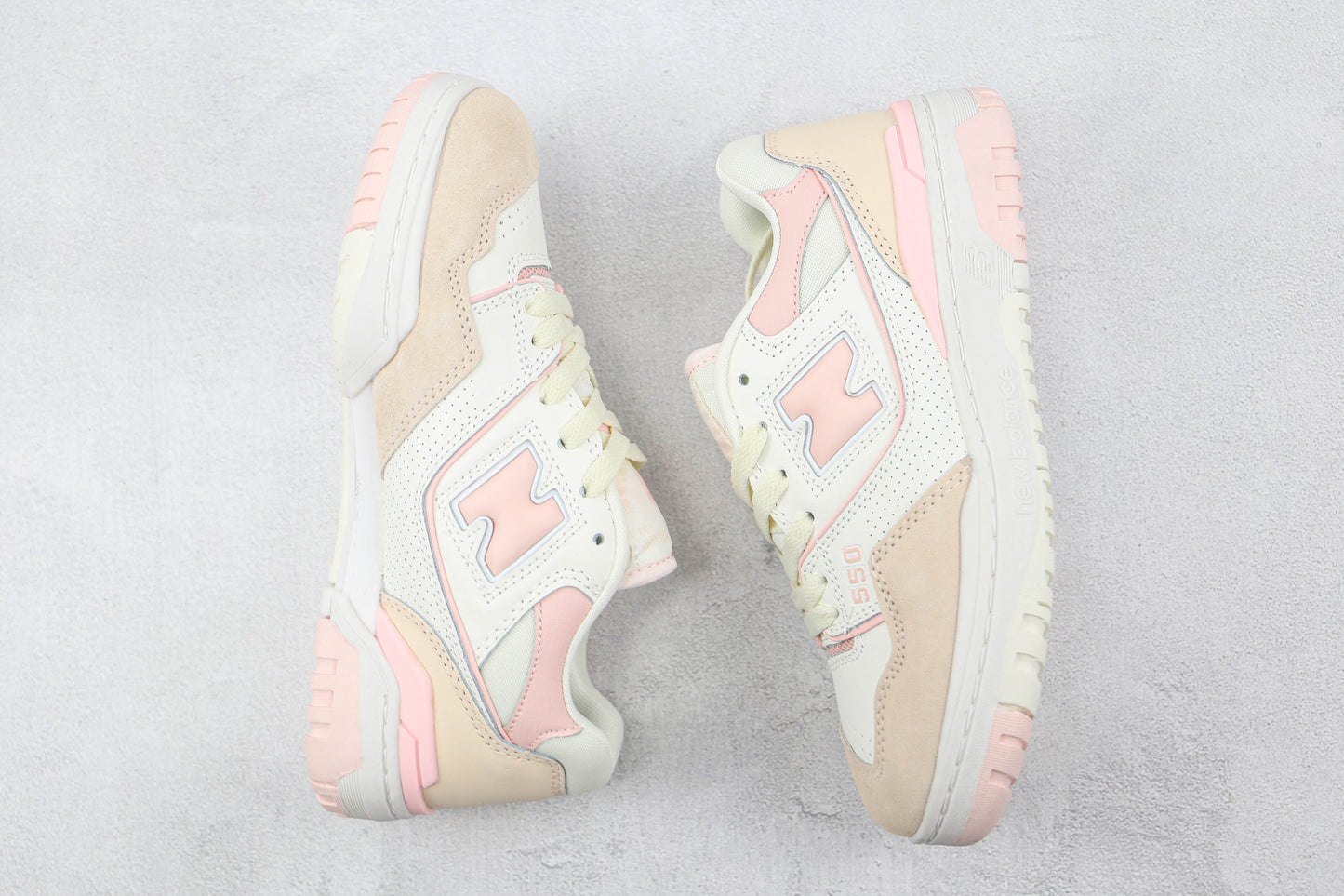 New Balance 550 White Pink