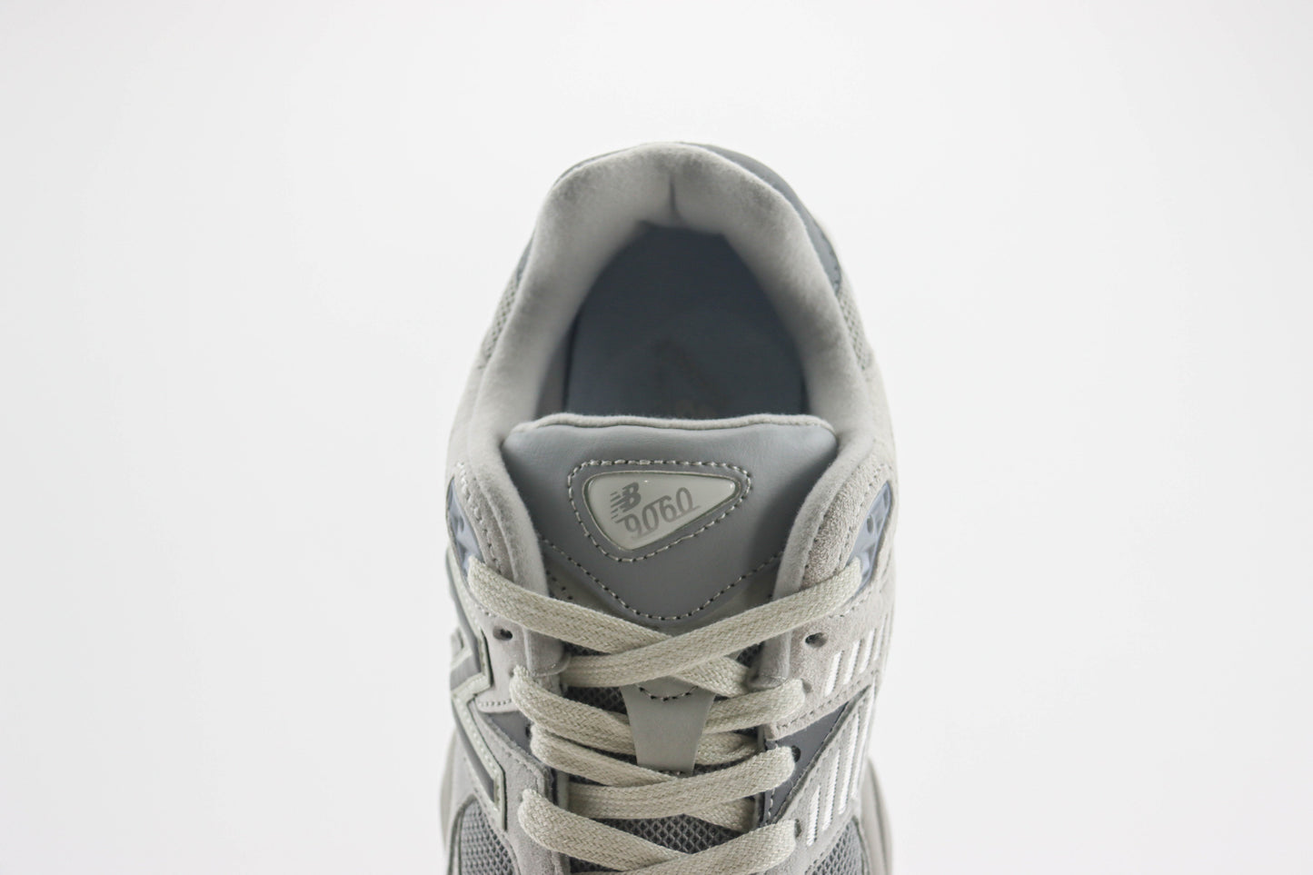 New Balance 9060 Concrete