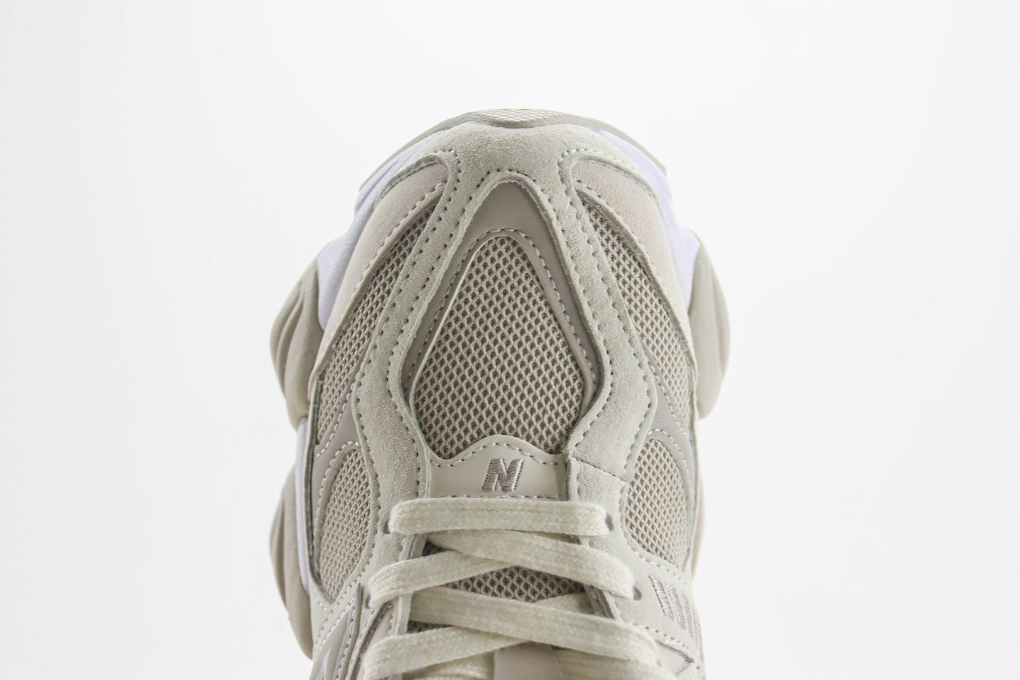 New Balance 9060 Grey Moonbeam