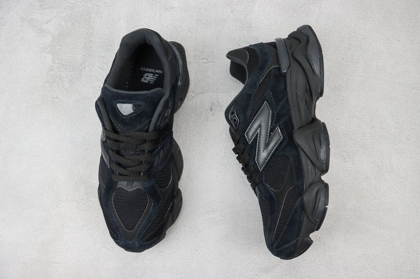 New Balance 9060 Triple Black