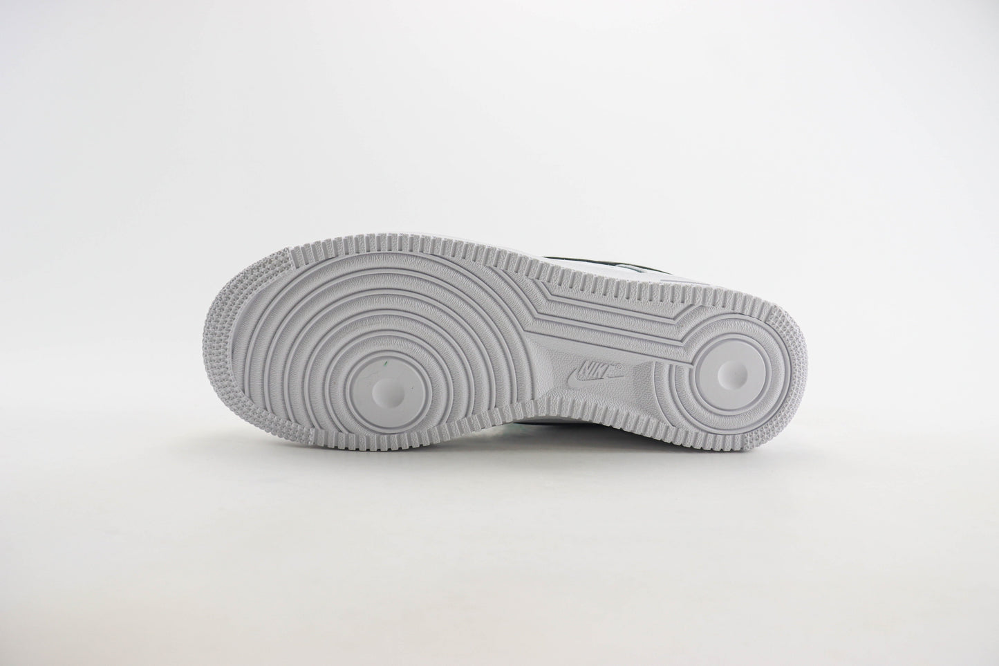 Nike Air Force 1 Low Essential White Black