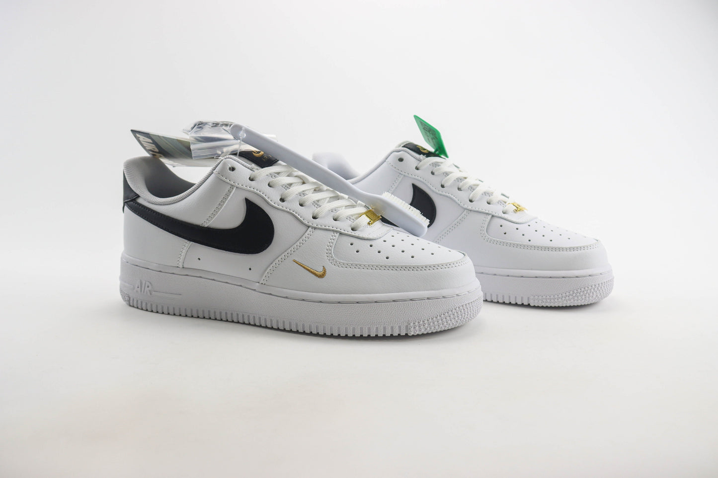 Nike Air Force 1 Low Essential White Black