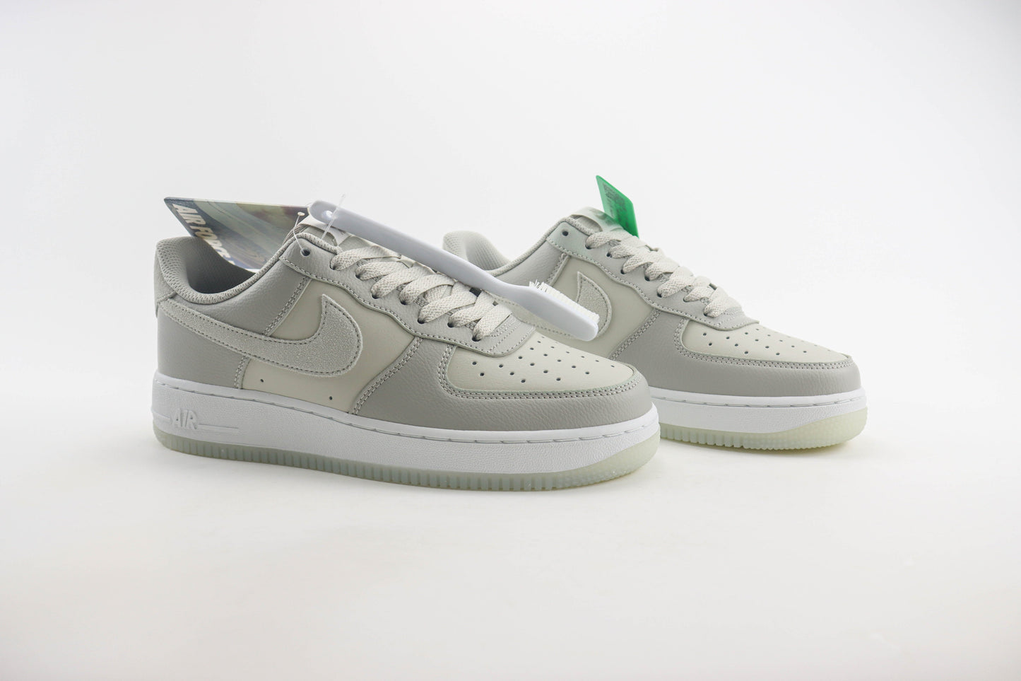 Nike Air Force 1 Low Light Bone