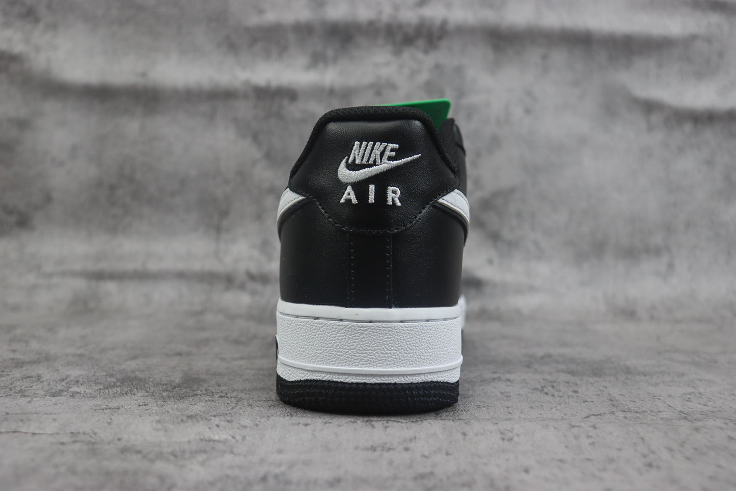 Nike Air Force 1 Low Panda
