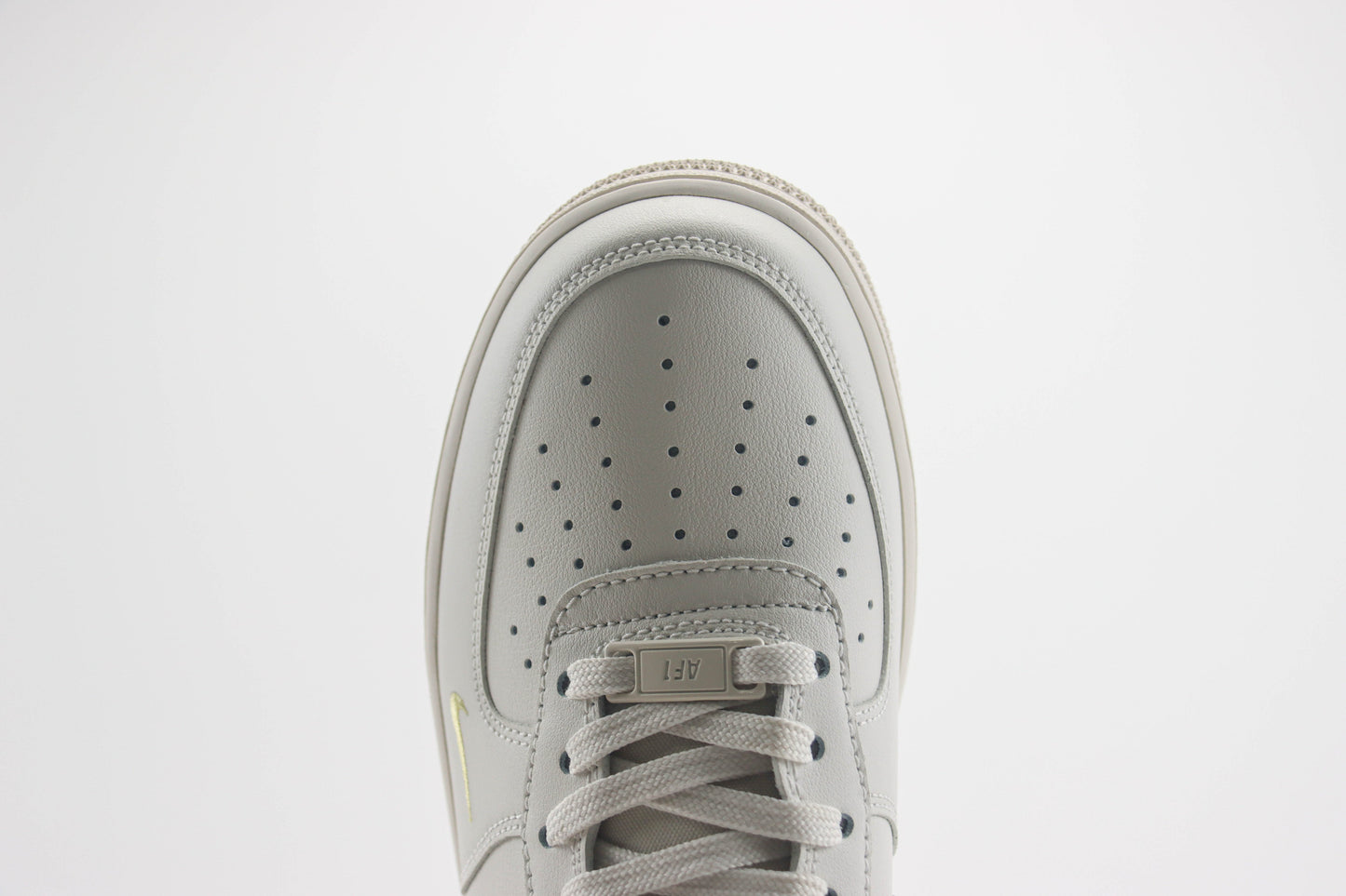 Nike Air Force 1 Low Phantom Soft Yellow