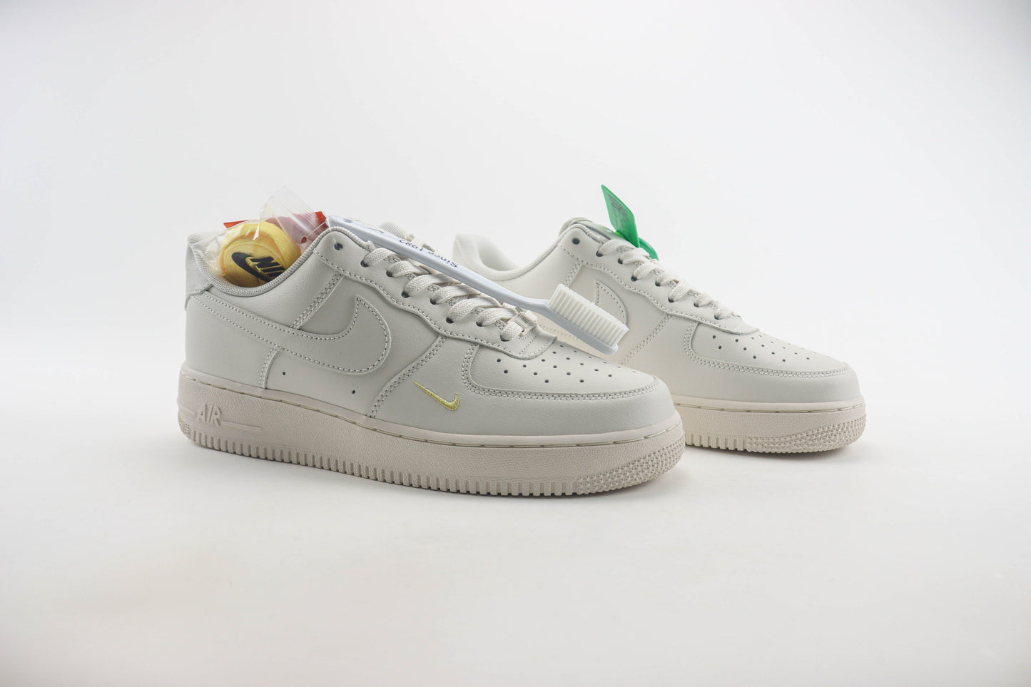 Nike Air Force 1 Low Phantom Soft Yellow