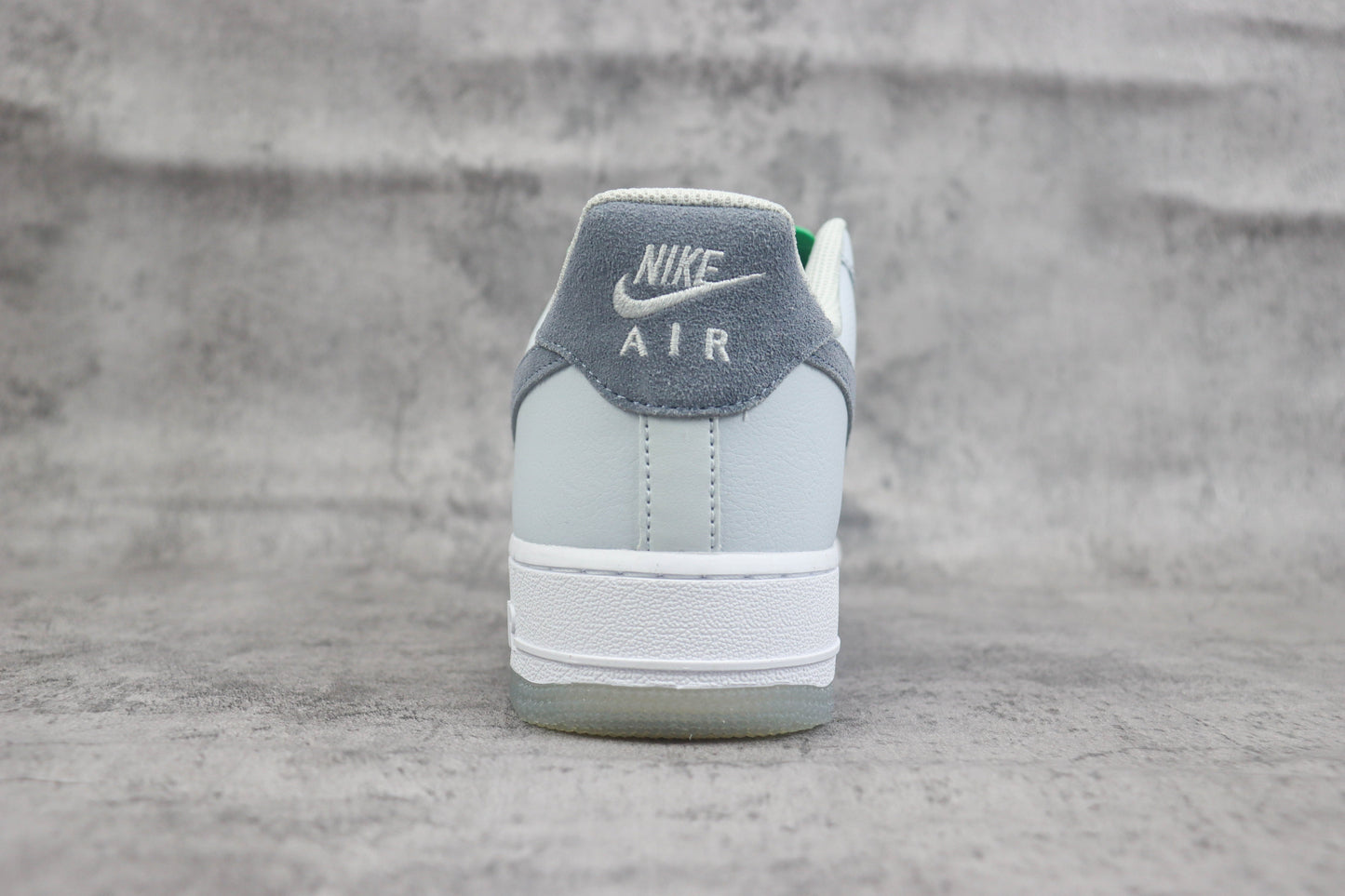 Nike Air Force 1 Low Pure Platinum/Carbon