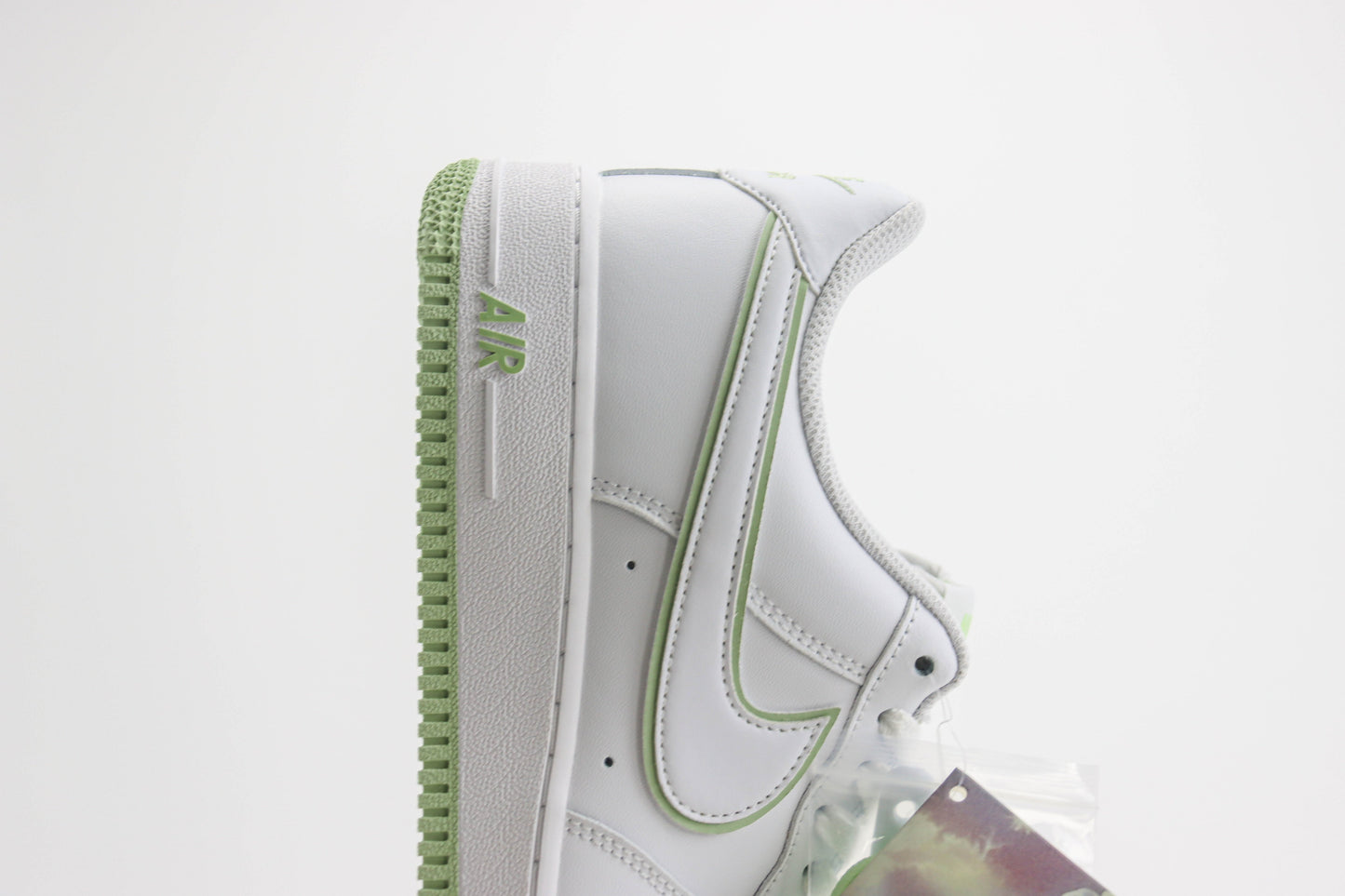Nike Air Force 1 Low Summit White Honeydew