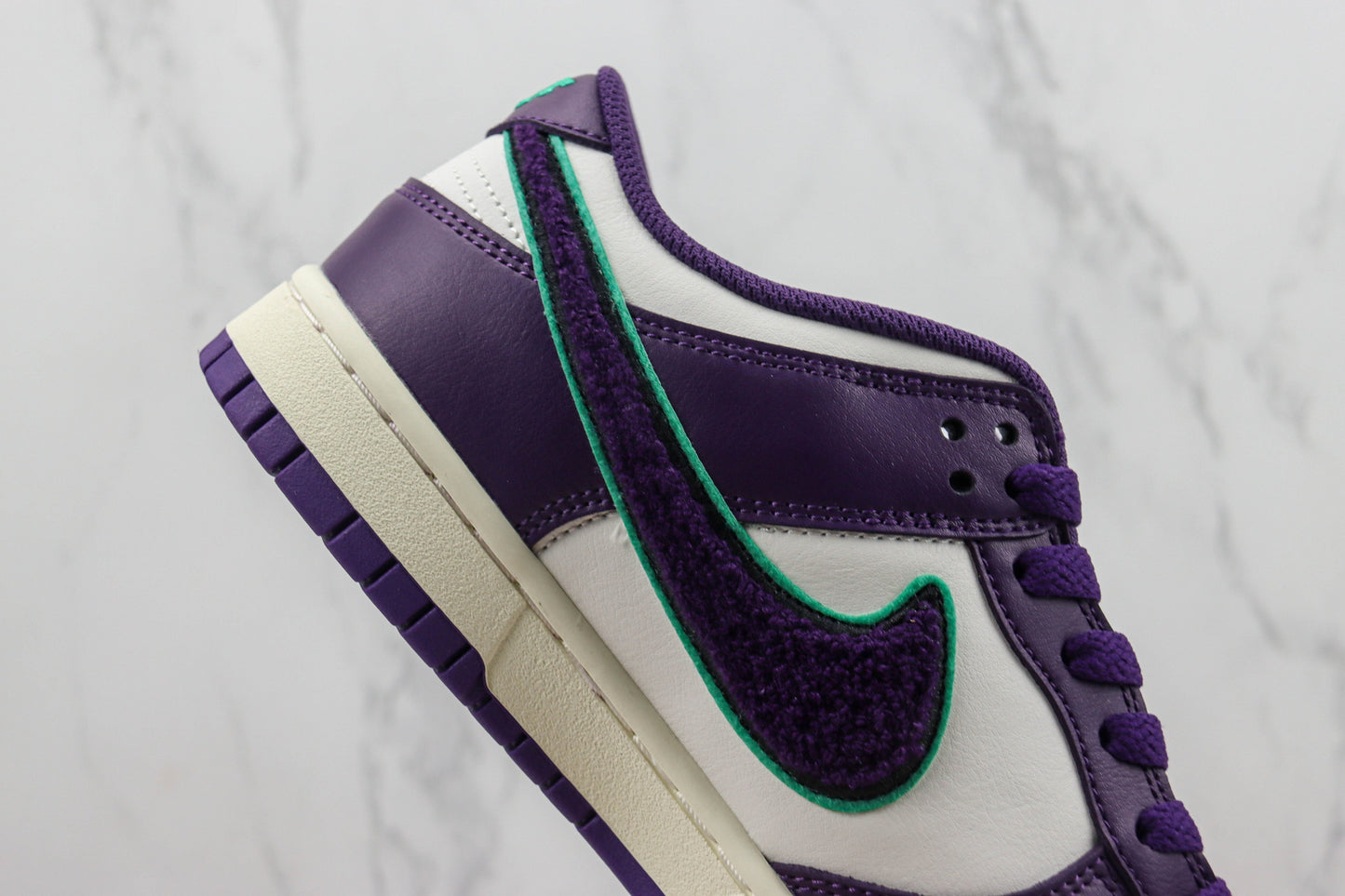 Nike Dunk Low Chenille Swoosh/Grand Purple