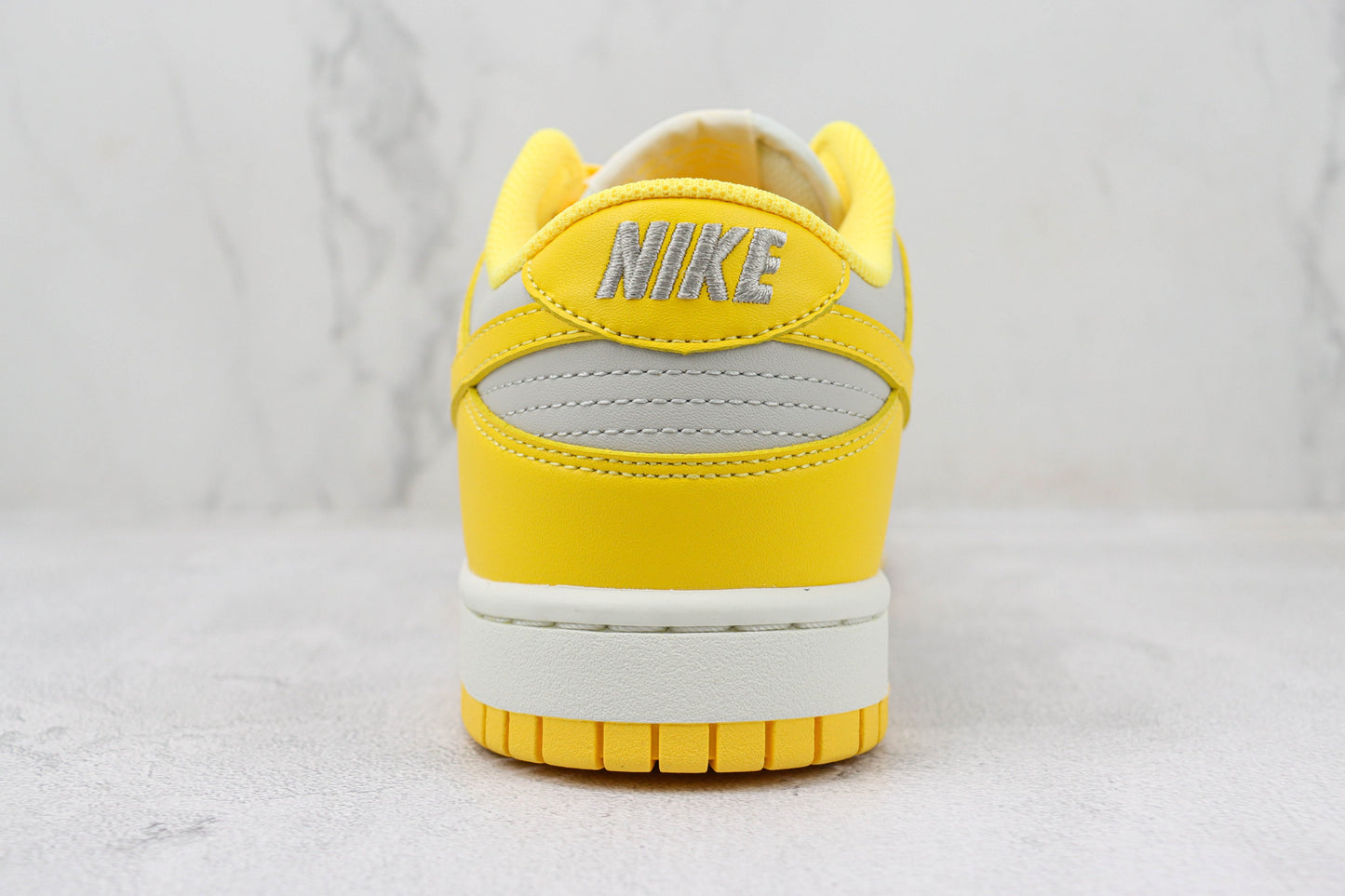 Nike Dunk Low Citron Pulse