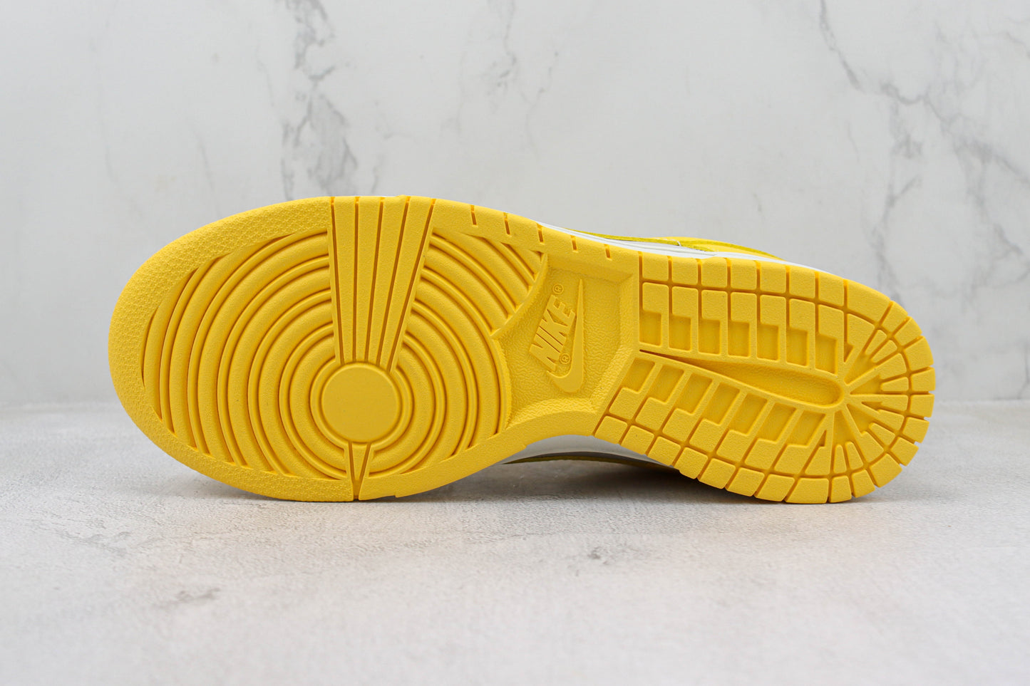Nike Dunk Low Citron Pulse