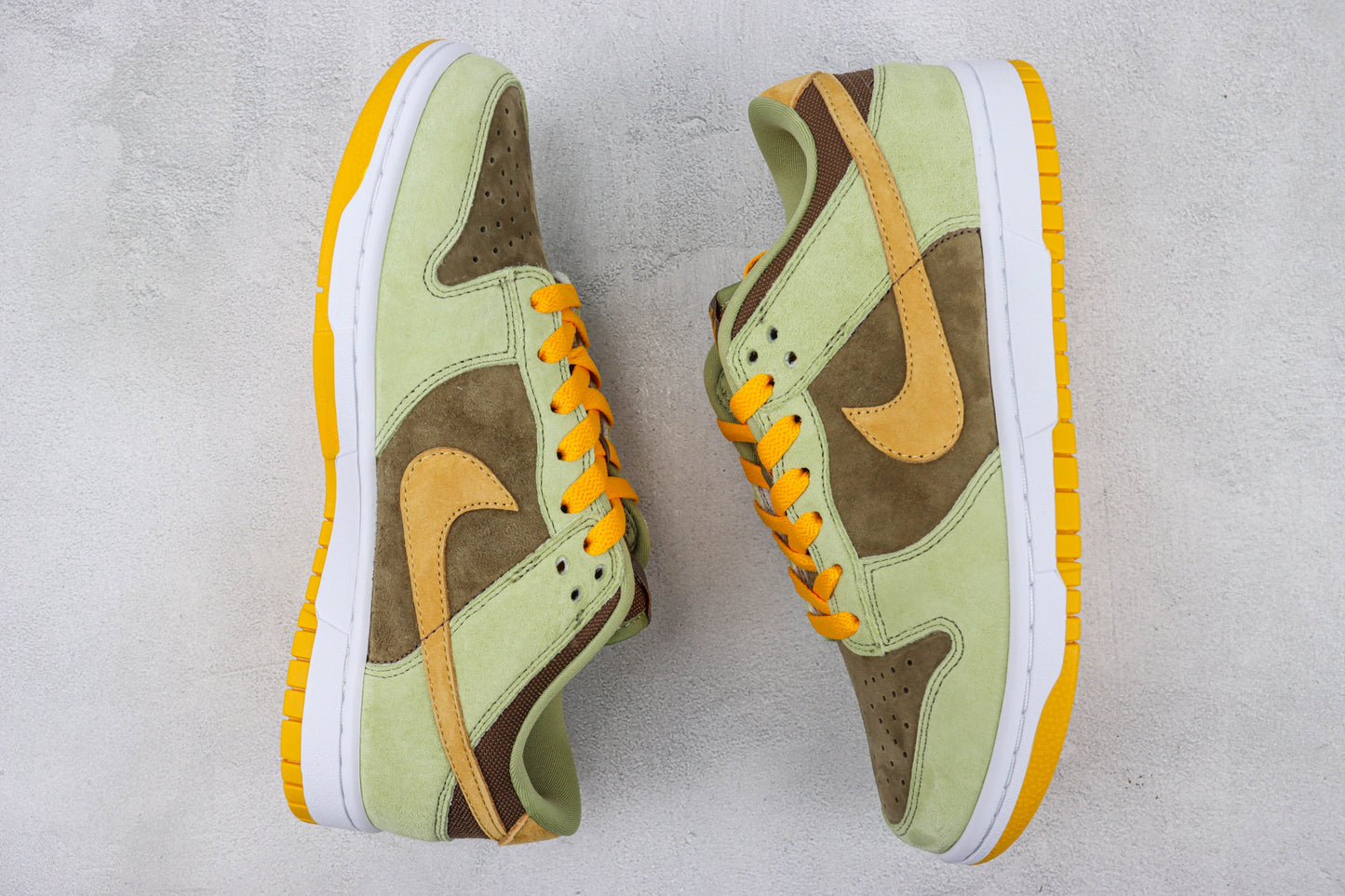 Nike Dunk Low Dusty Olive