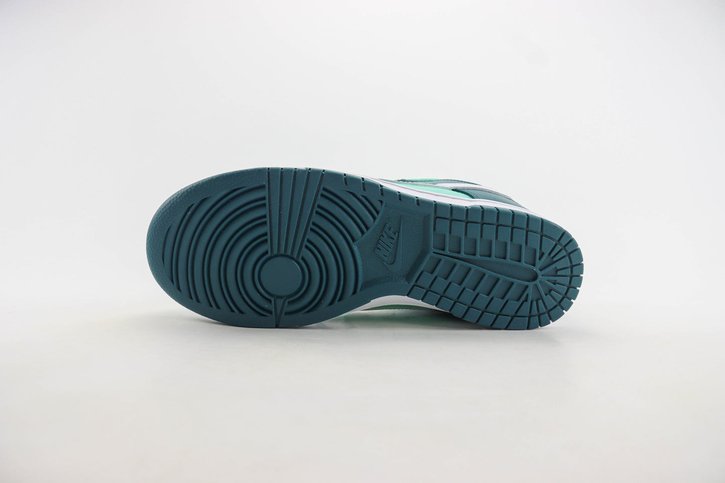 Nike Dunk Low Geode Teal