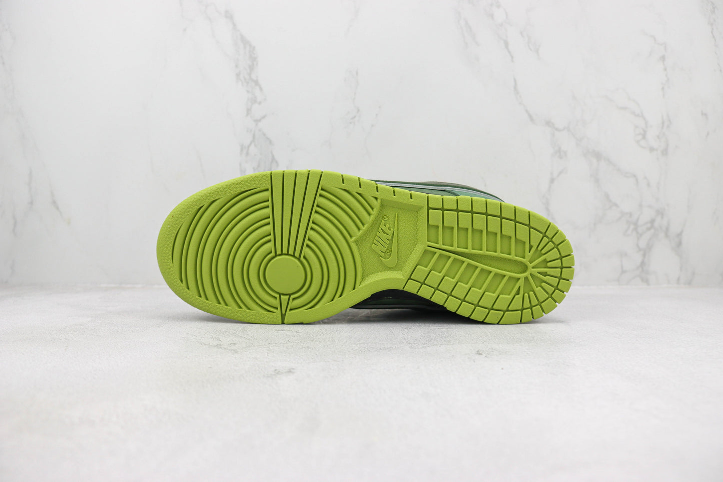 Nike Dunk Low Green Lobster