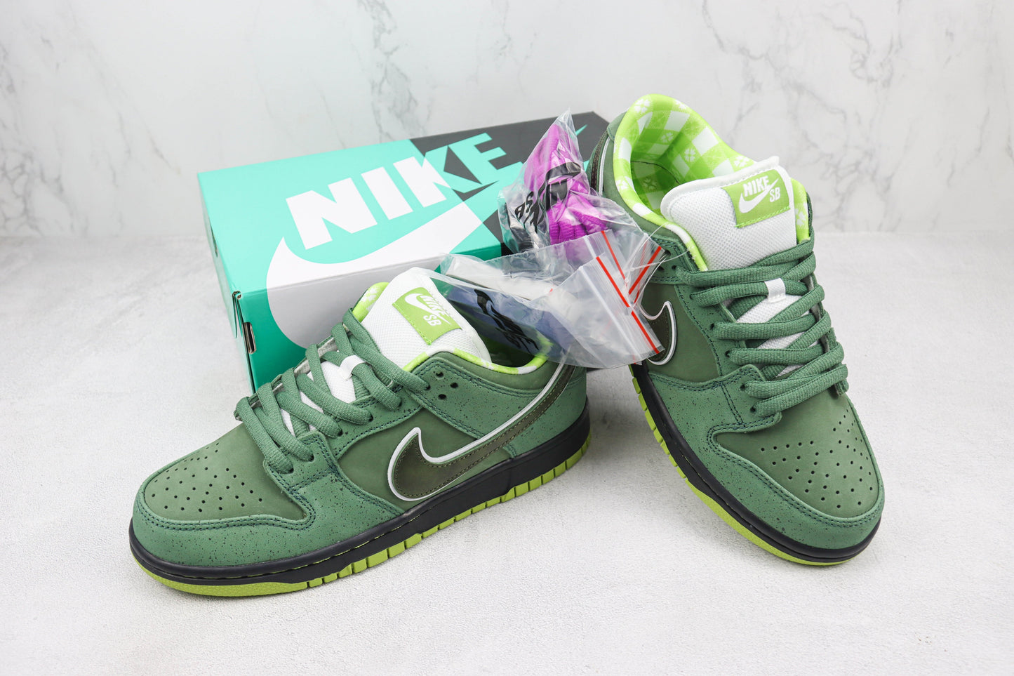 Nike Dunk Low Green Lobster