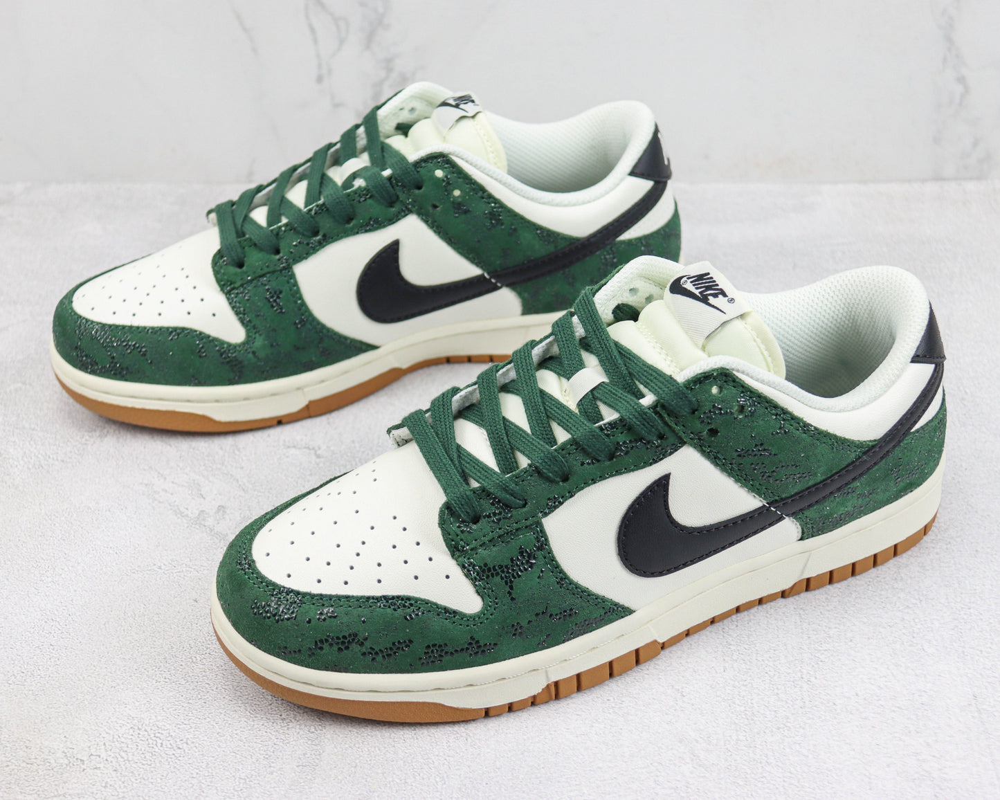 Nike Dunk Low Green Snake