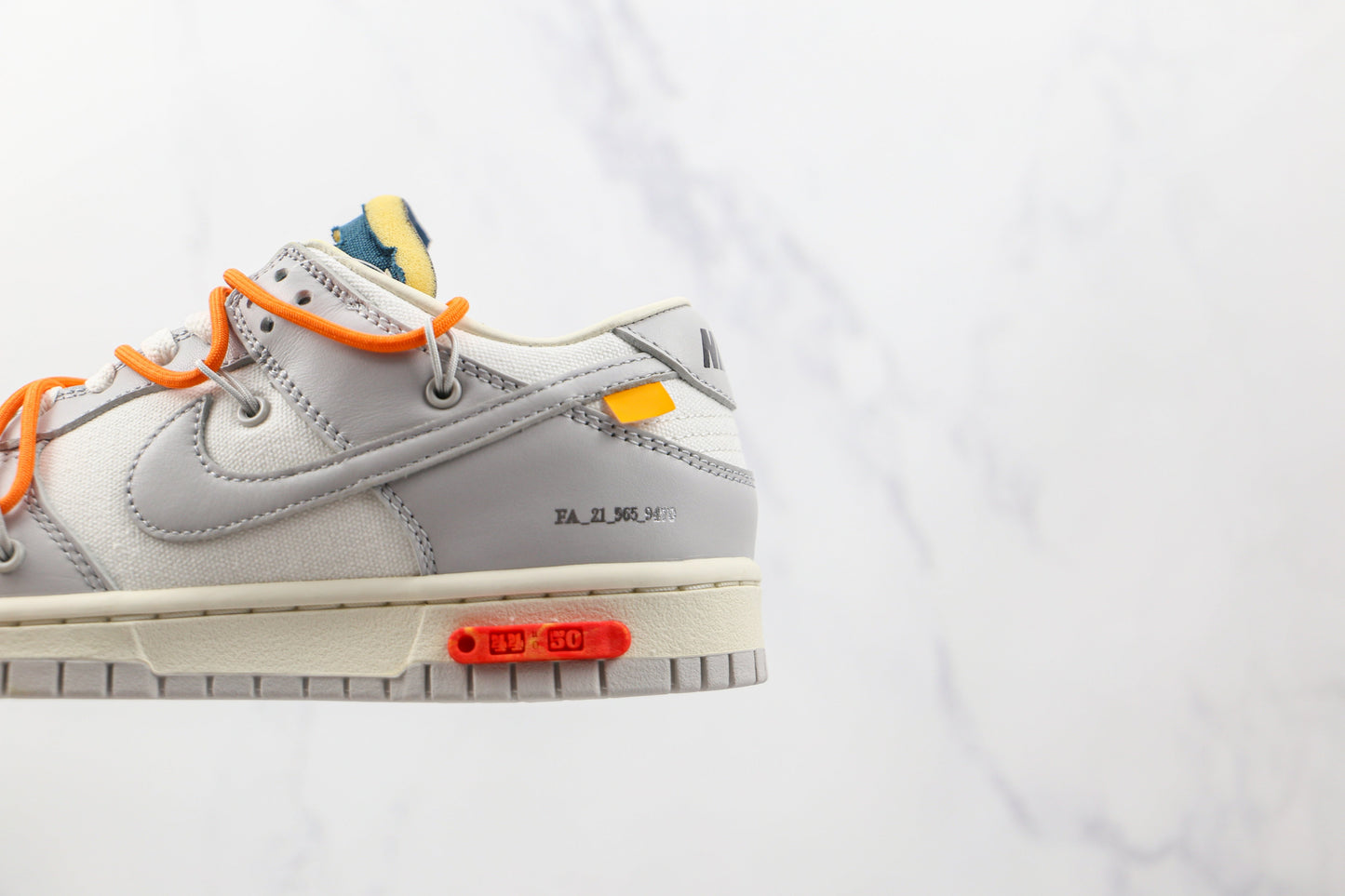 Nike Dunk Low Off White 44:50