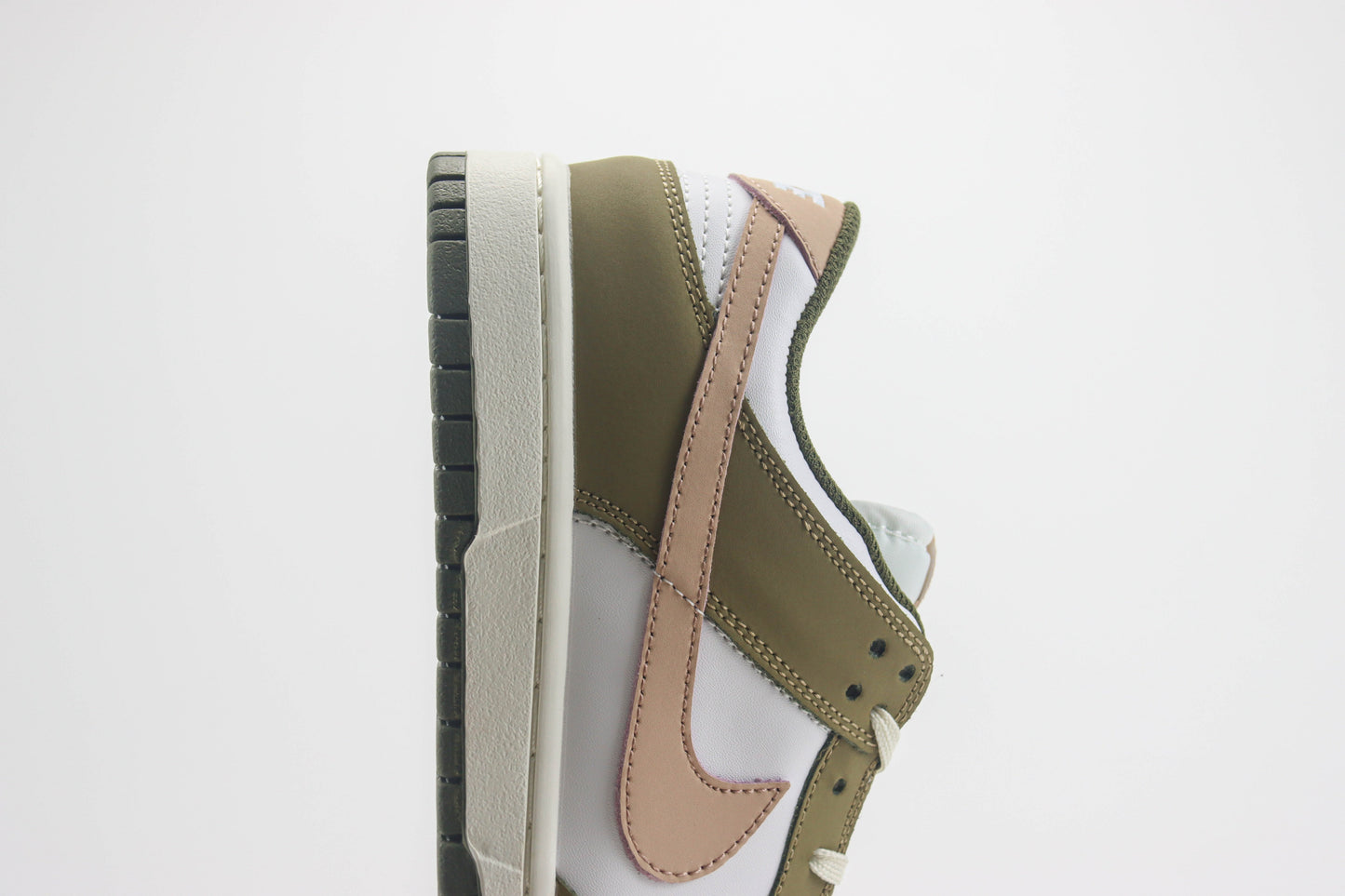 Nike Dunk Low Olive Hemp