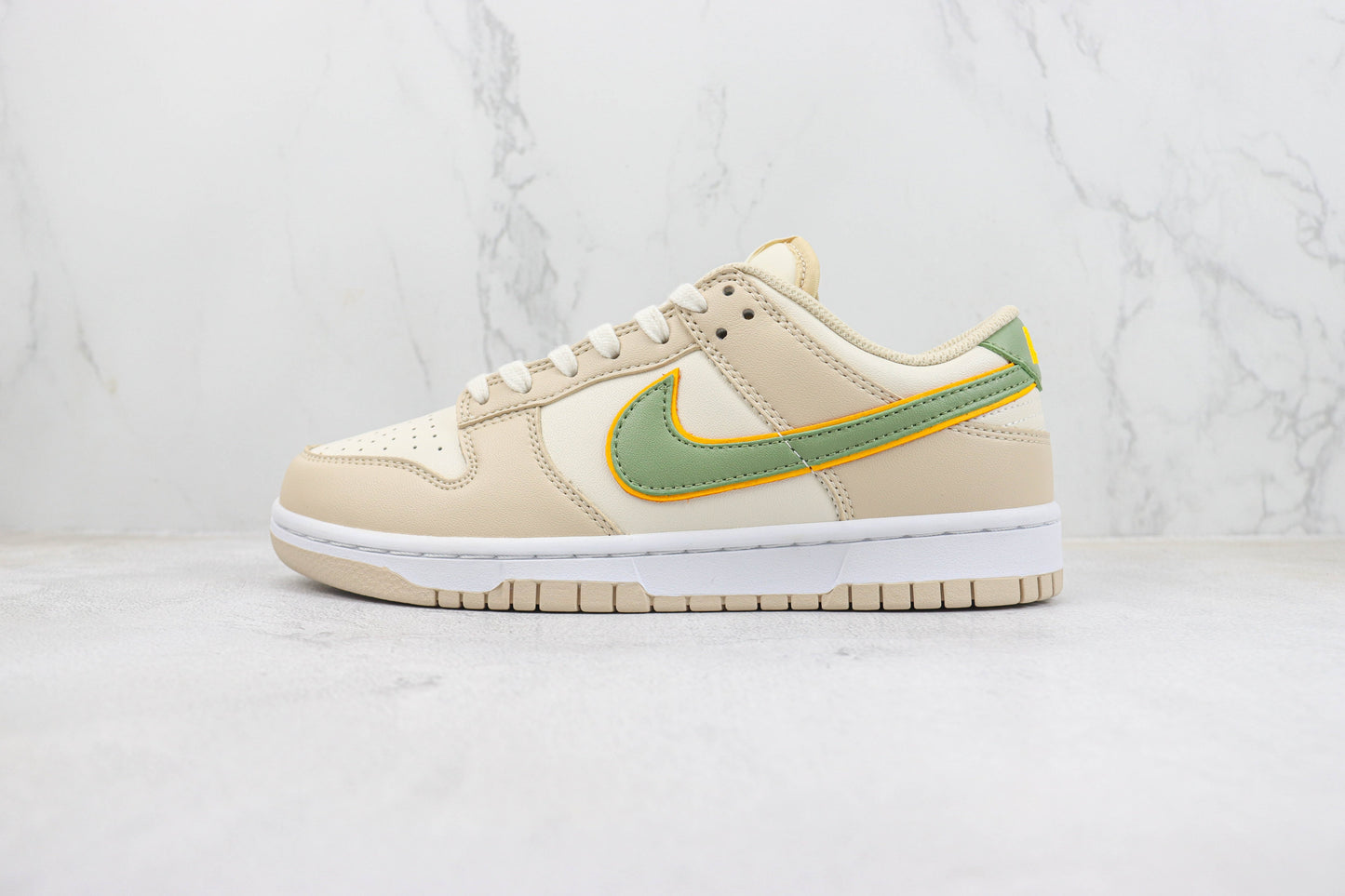 Nike Dunk Low Pale Ivory/Oil Green