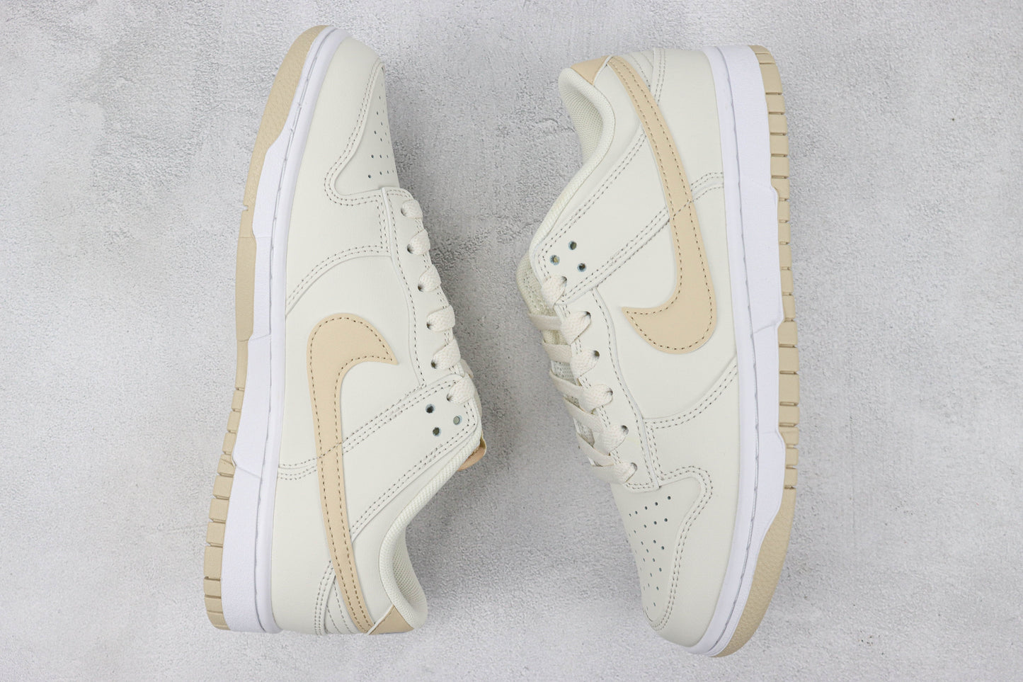 Nike Dunk Low Phantom Sanddrift