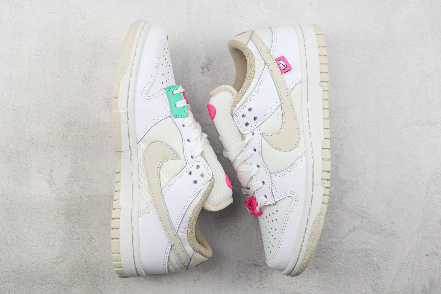 Nike Dunk Low Pink Bling