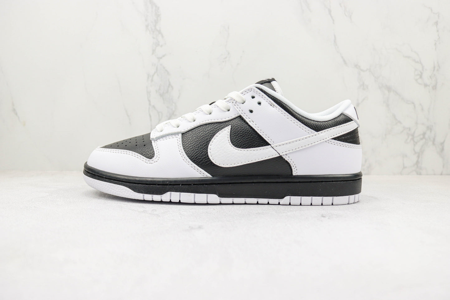 Nike Dunk Low Retro Reverse Panda
