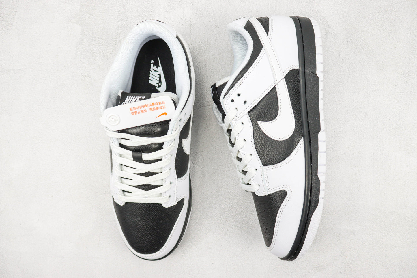 Nike Dunk Low Retro Reverse Panda