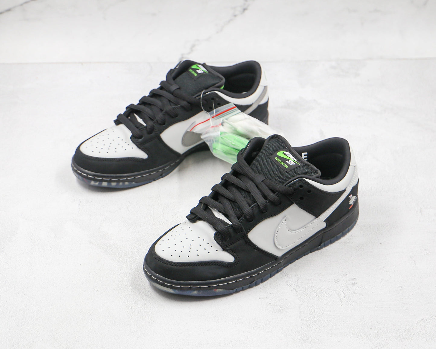 Nike Dunk Low Staple Panda Pigeon