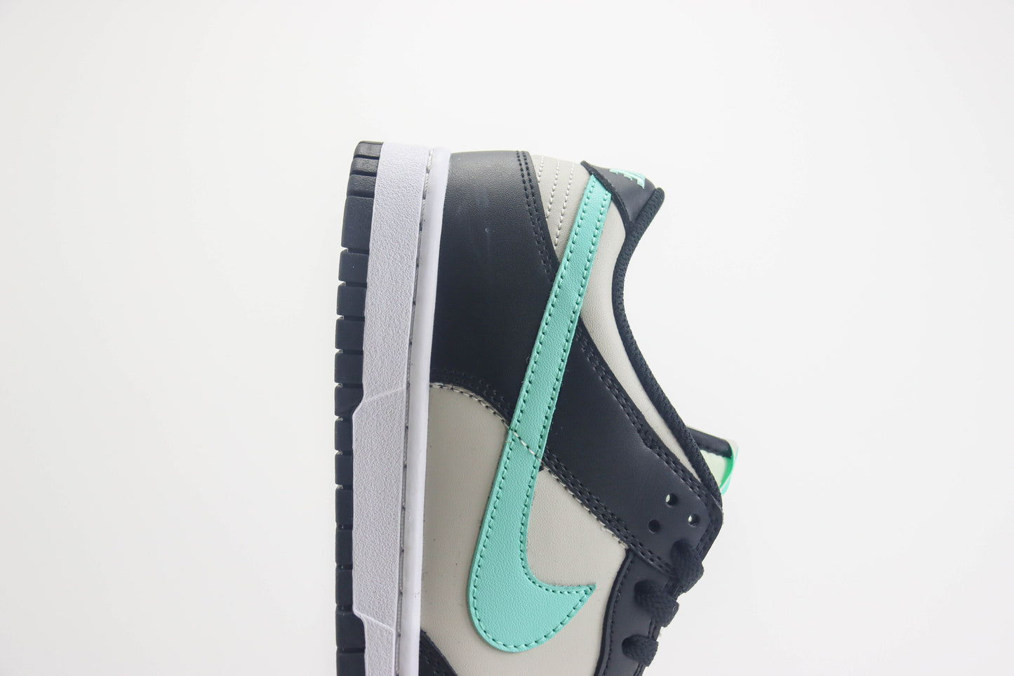 Nike Dunk Low Tropical Twist