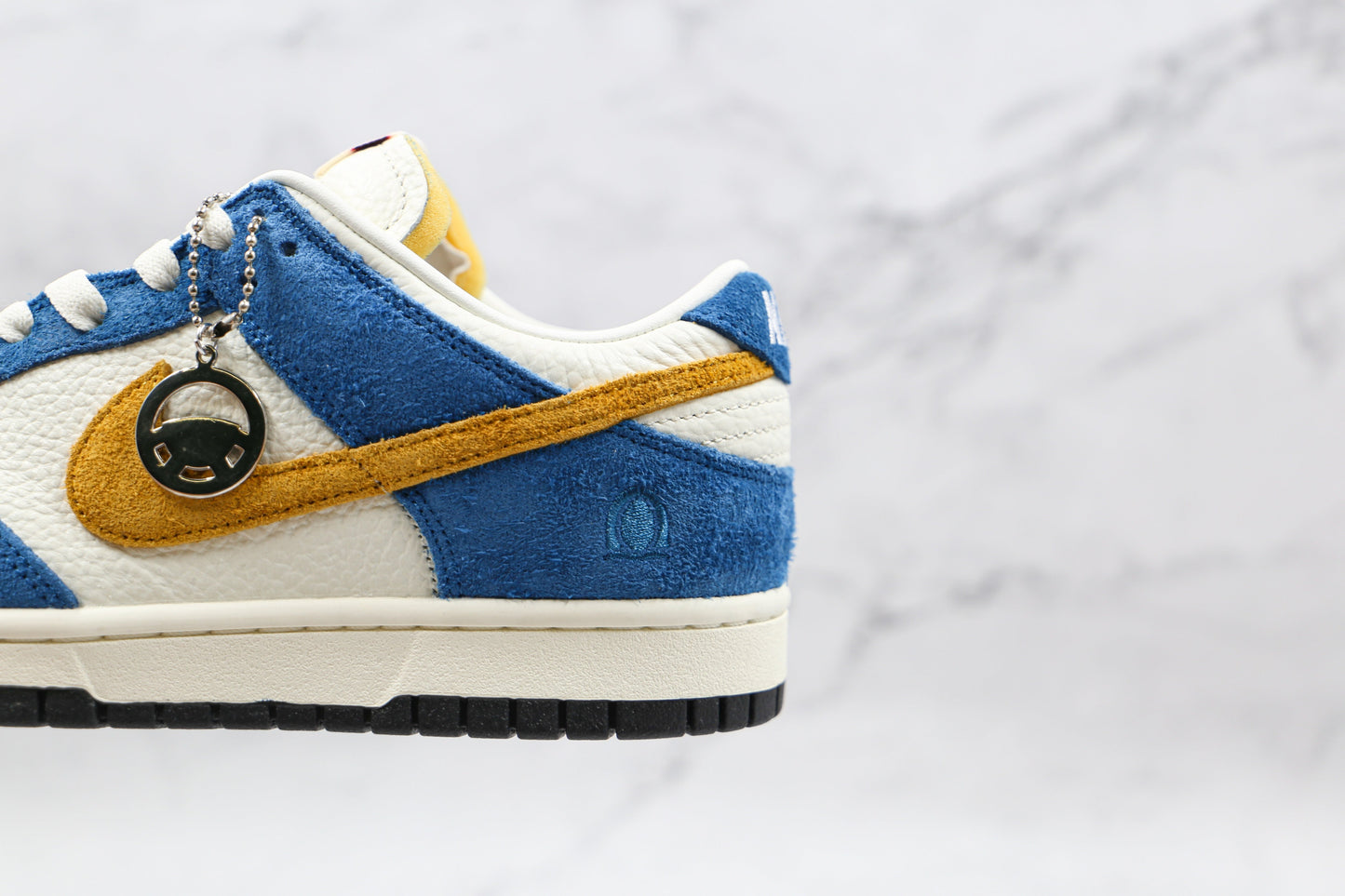 Nike Dunk Low x Kasina 80's Bus