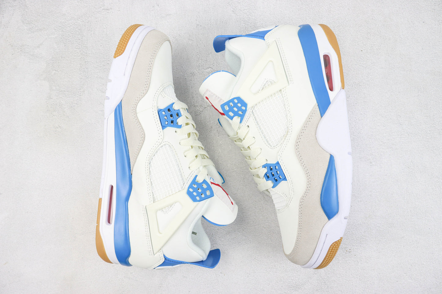 Nike SB x Air Jordan 4 Retro Blue Sapphire