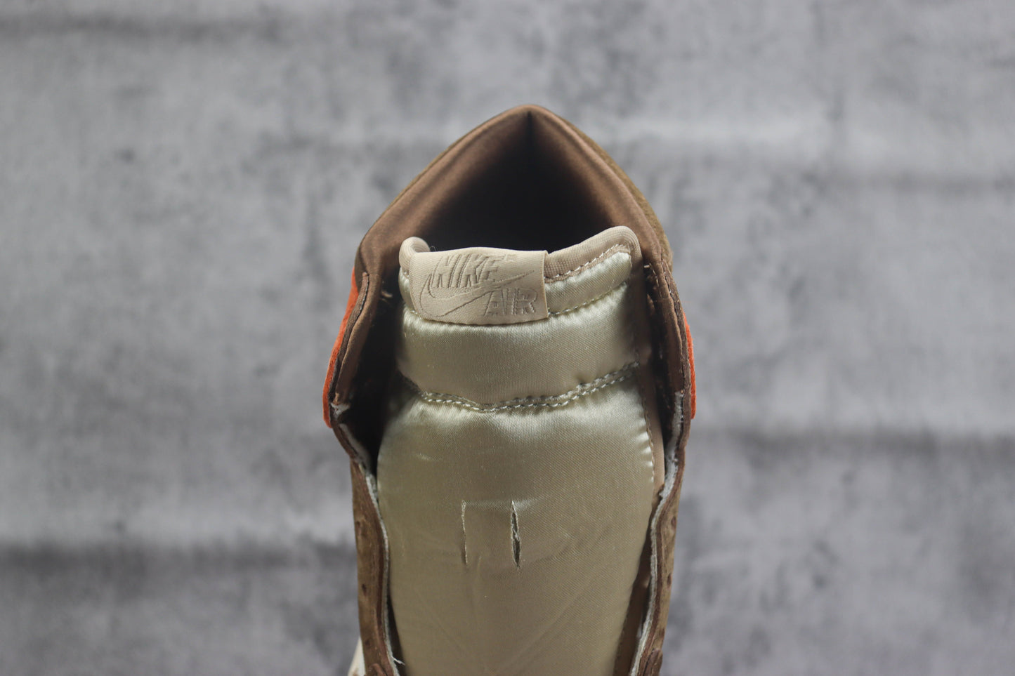 Air Jordan 1 High Cacao Wow and Sand Drift