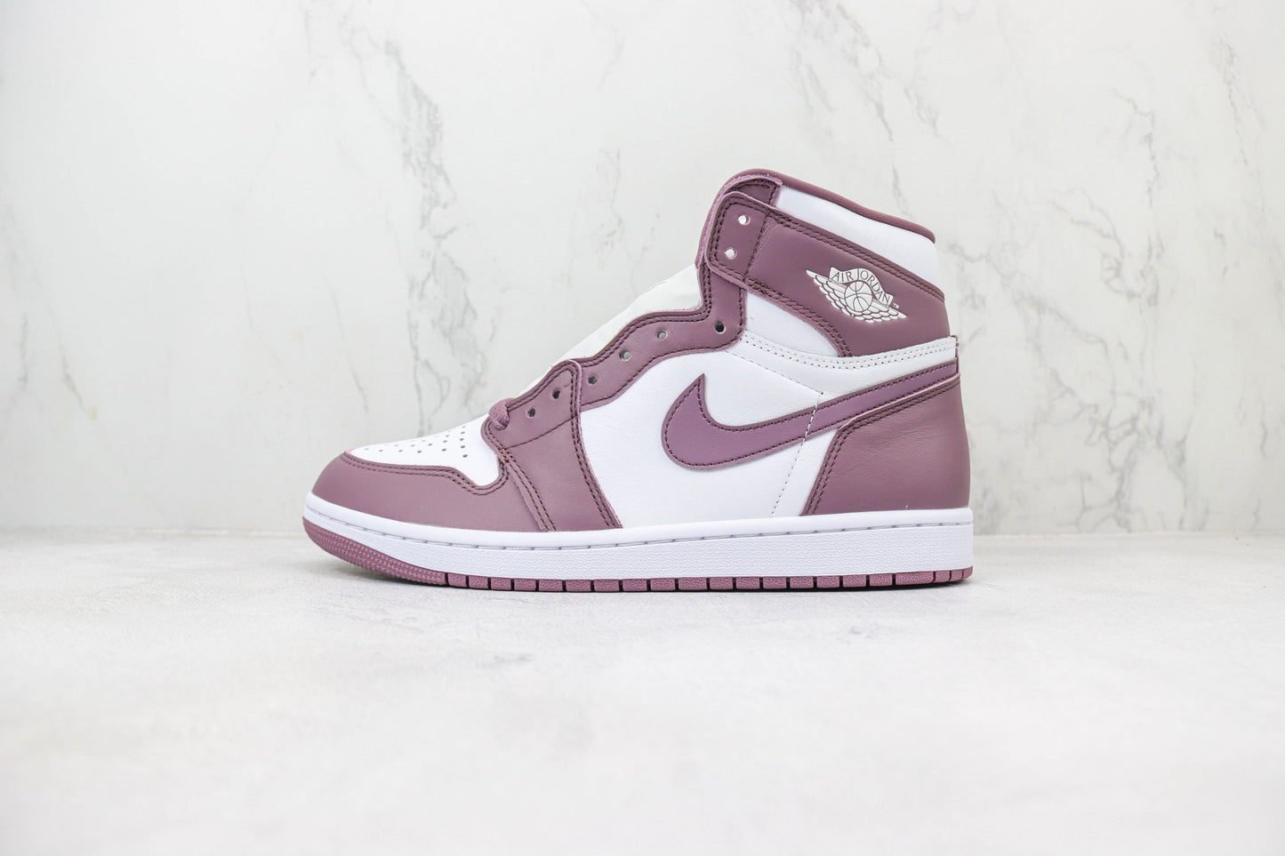 Air Jordan 1 High OG Mauve