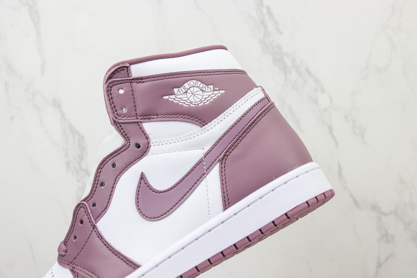Air Jordan 1 High OG Mauve