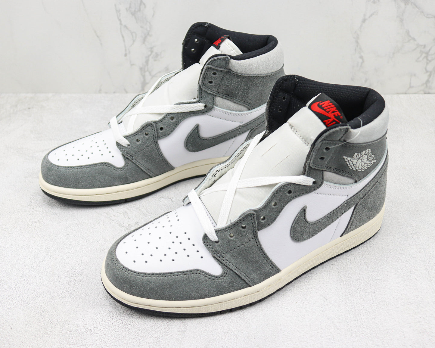 Air Jordan 1 High Washed Heritage