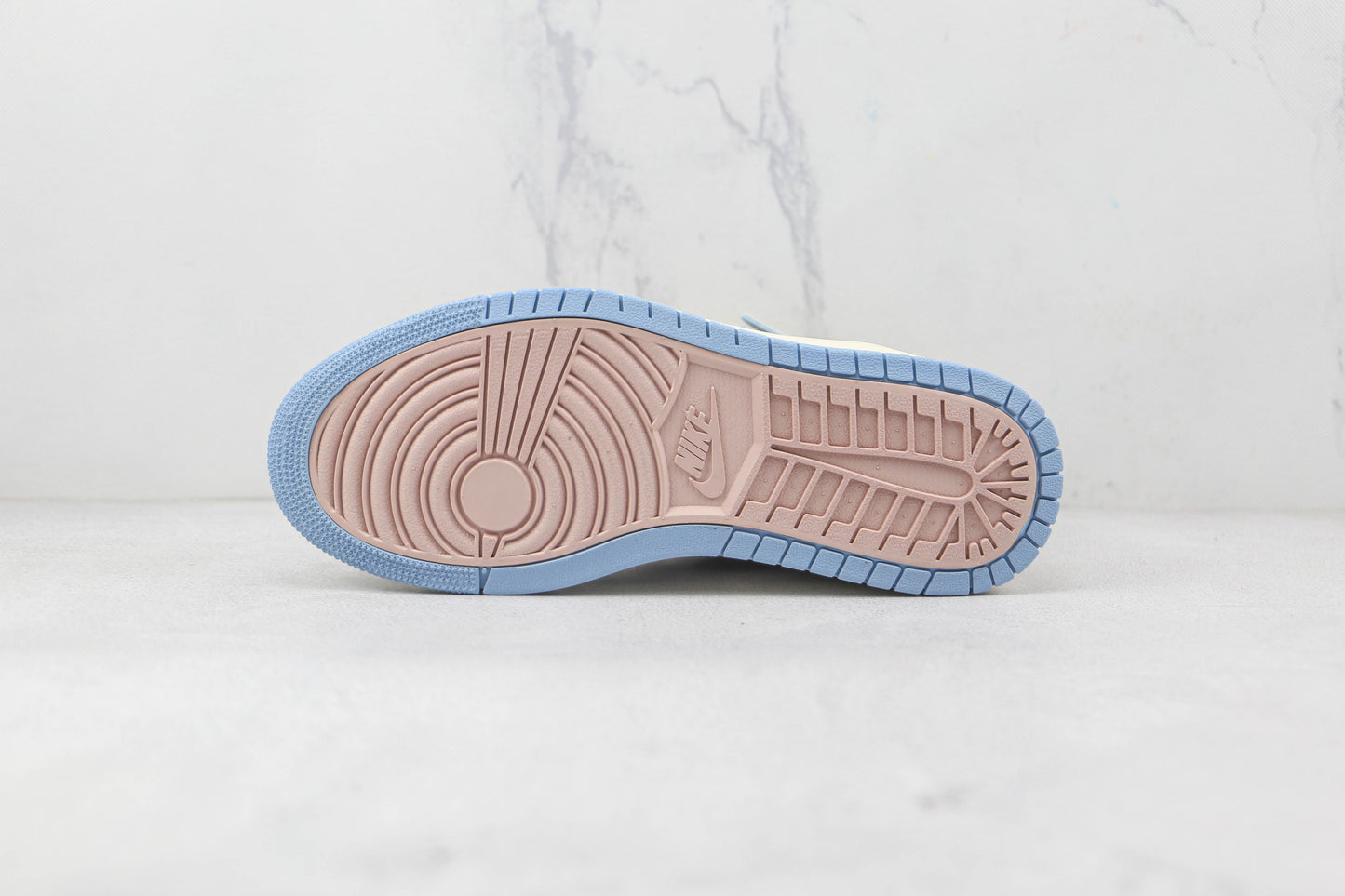 Air Jordan 1 High Zoom Pink Oxford