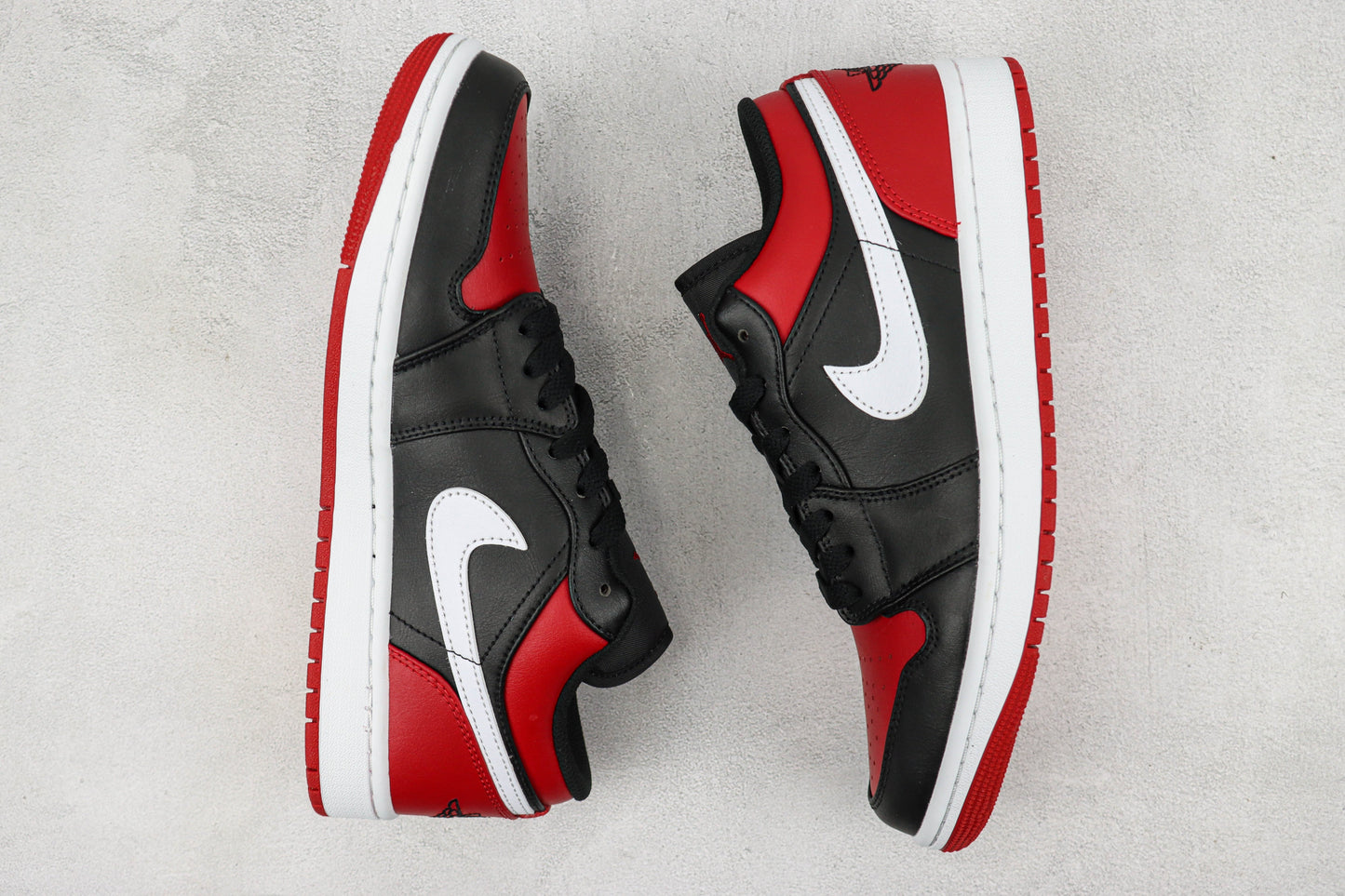 Air Jordan 1 Low Alternate Bred Toe