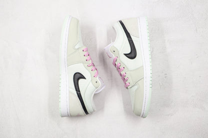 Air Jordan 1 Low Barely Green