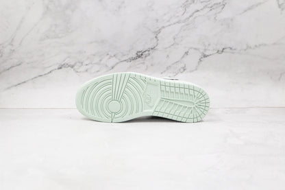 Air Jordan 1 Low Barely Green