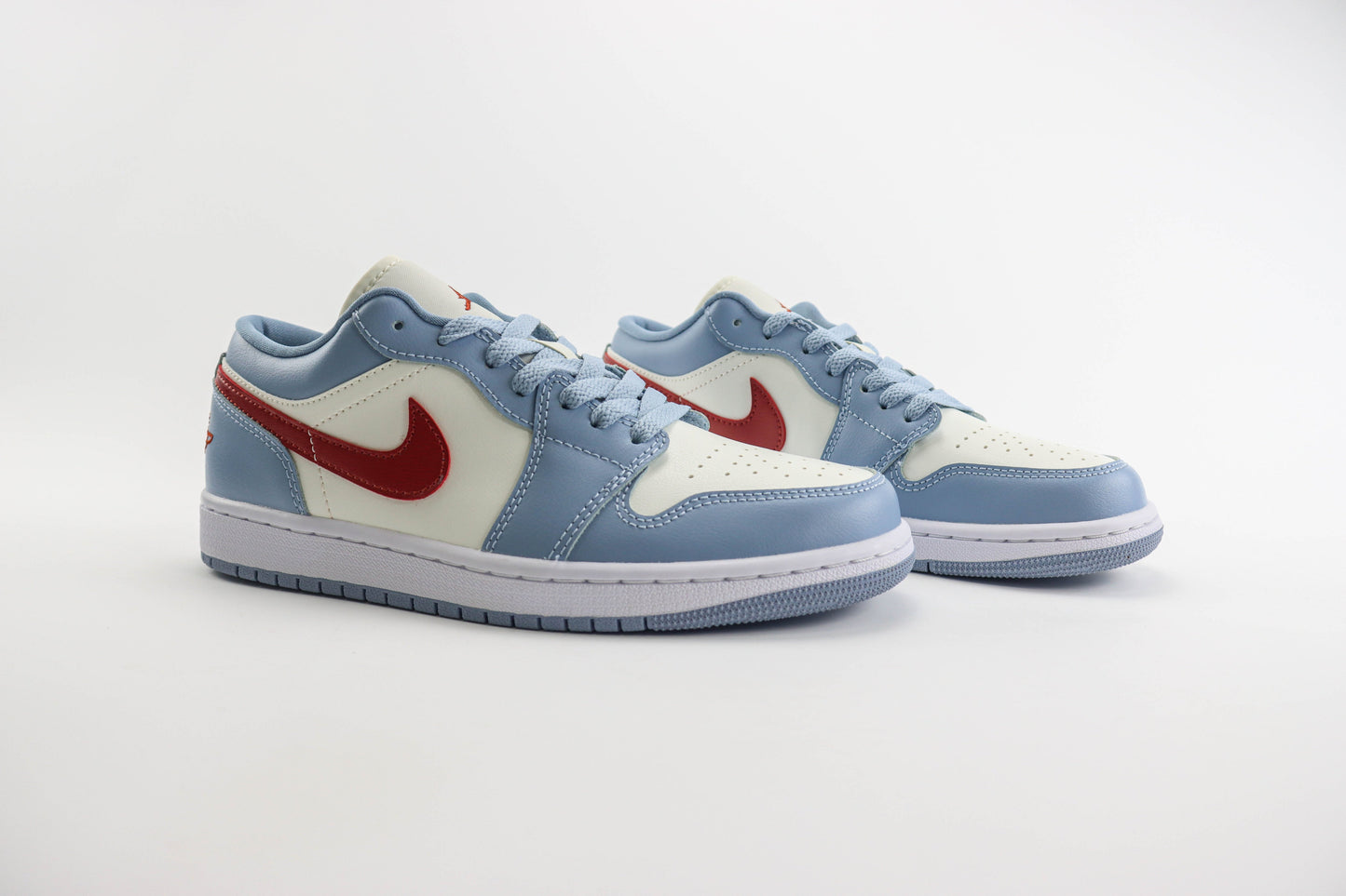 Air Jordan 1 Low Blue Whisper