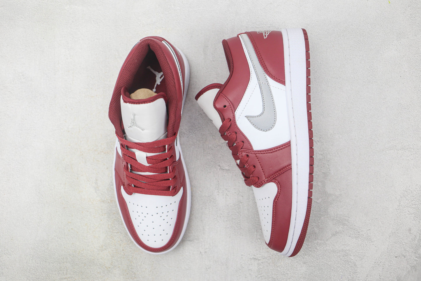 Air Jordan 1 Low Bordeaux