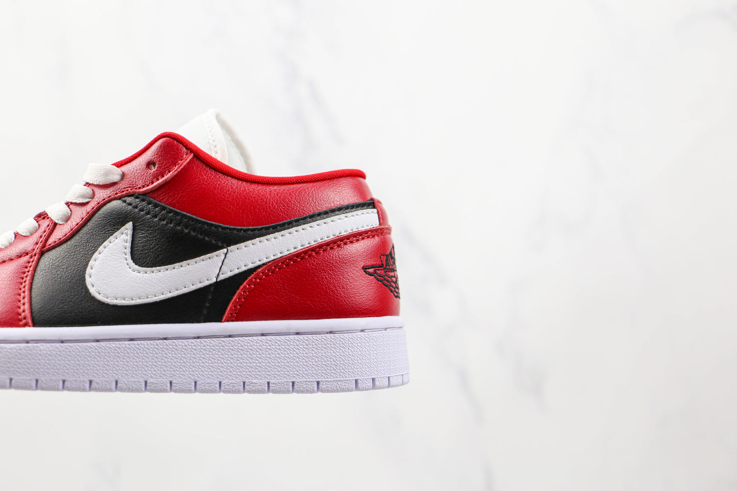 Air Jordan 1 Low Chicago Flip