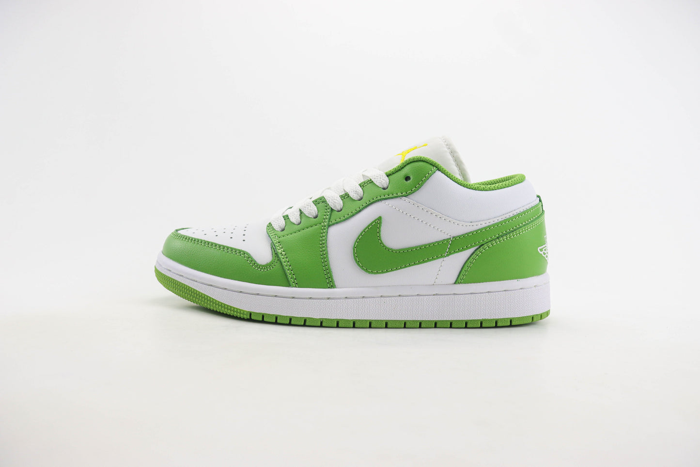 Air Jordan 1 Low Chlorophyll