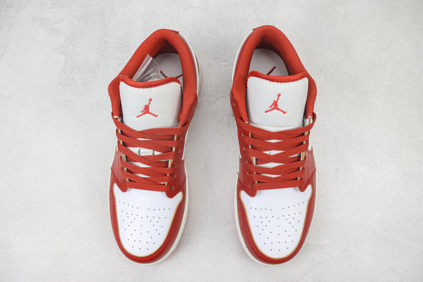 Air Jordan 1 Low Dune Red